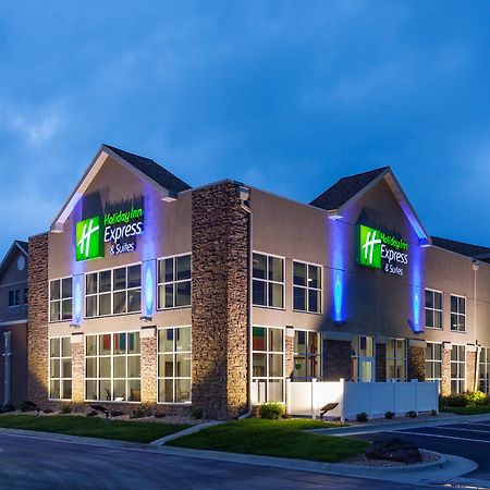 Holiday Inn Express & Suites Rapid City, An Ihg Hotel Экстерьер фото