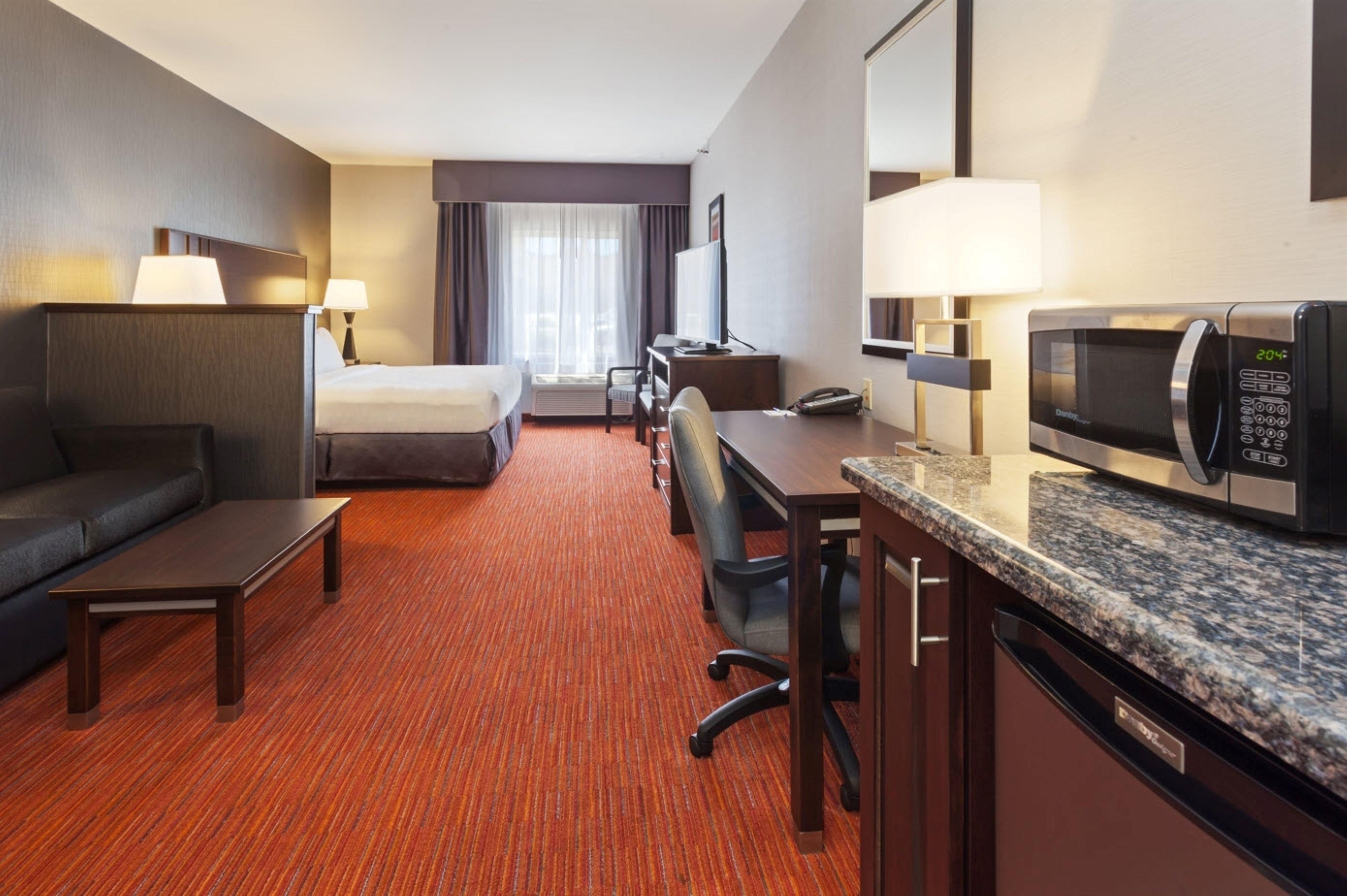 Holiday Inn Express & Suites Rapid City, An Ihg Hotel Экстерьер фото