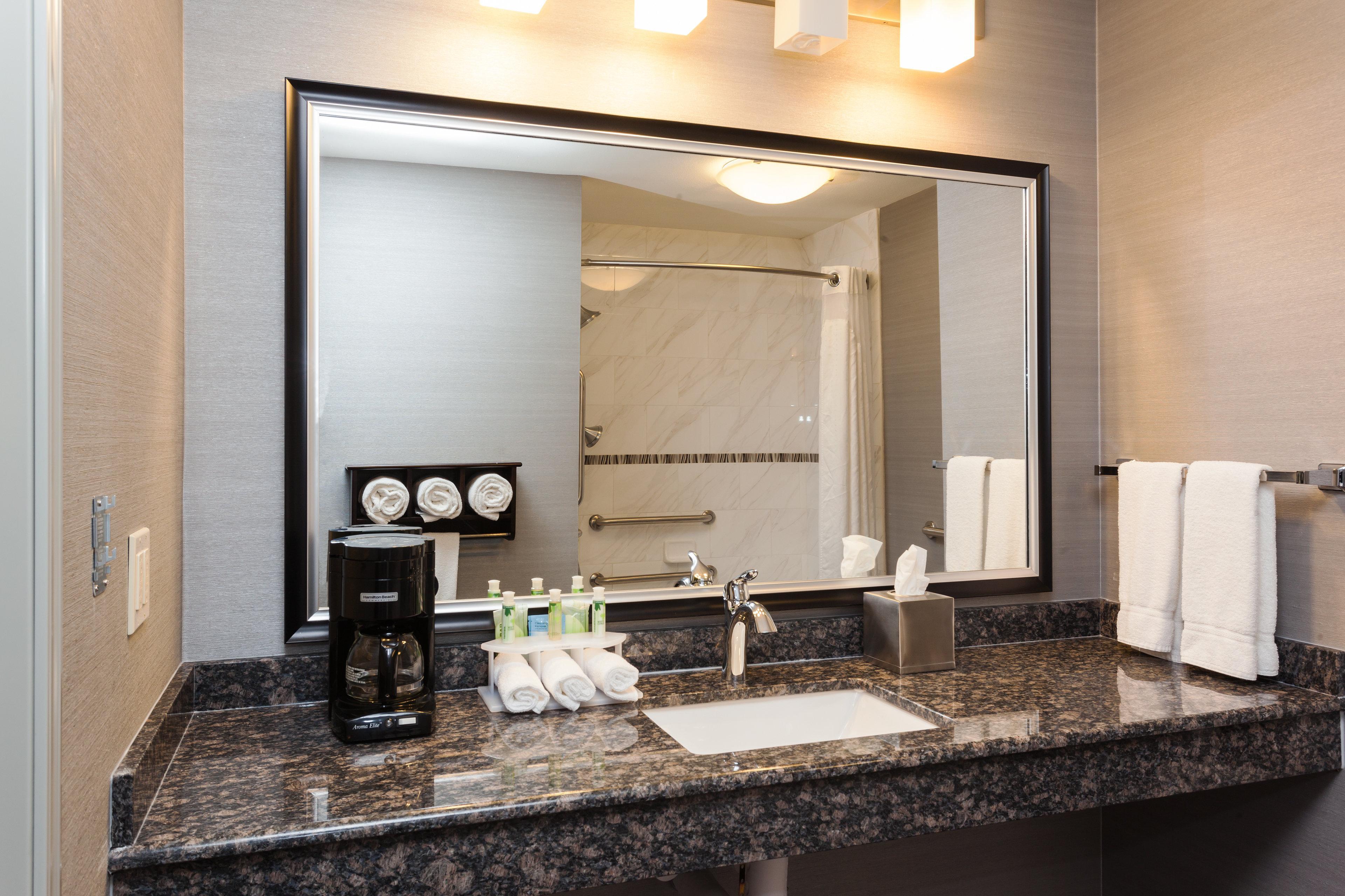 Holiday Inn Express & Suites Rapid City By Ihg Экстерьер фото