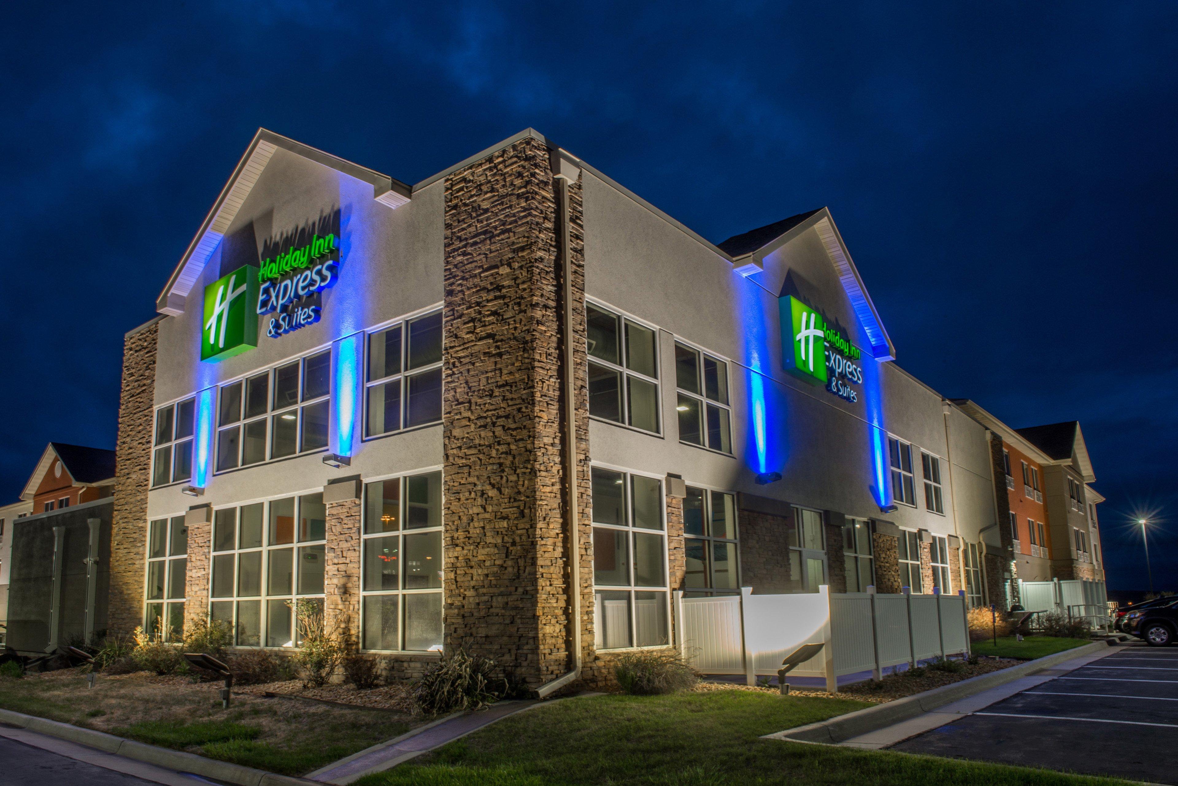 Holiday Inn Express & Suites Rapid City By Ihg Экстерьер фото